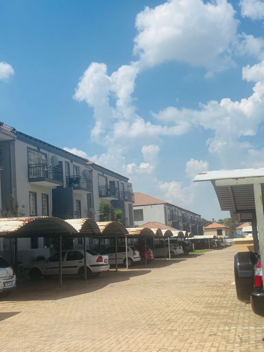 2 Bedroom Property for Sale in Brakpan Central Gauteng