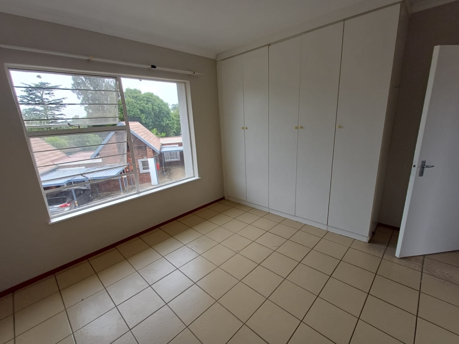 2 Bedroom Property for Sale in Glen Marais Gauteng