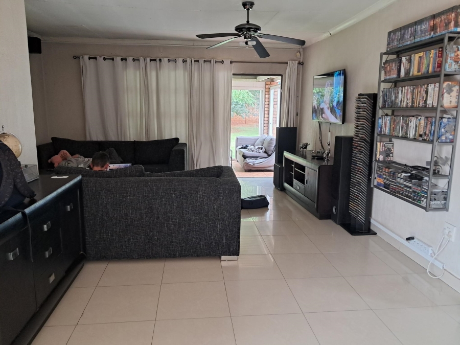 4 Bedroom Property for Sale in Dalpark Gauteng