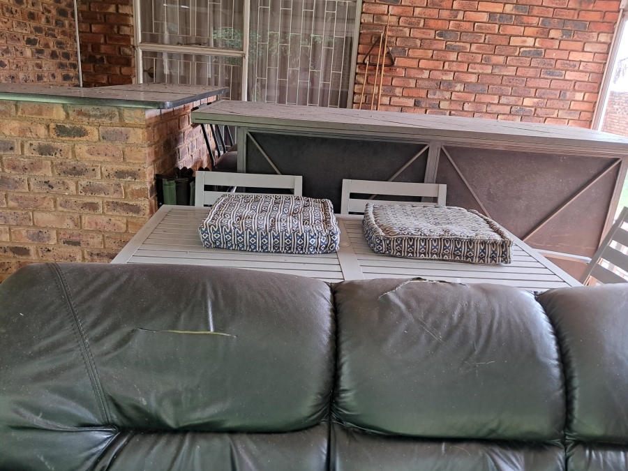 4 Bedroom Property for Sale in Dalpark Gauteng