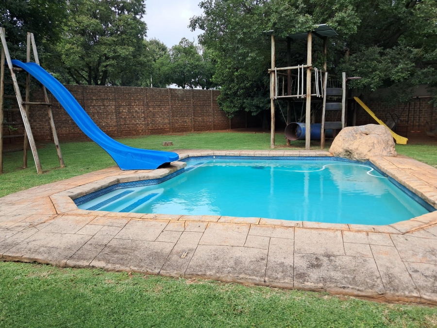 4 Bedroom Property for Sale in Dalpark Gauteng