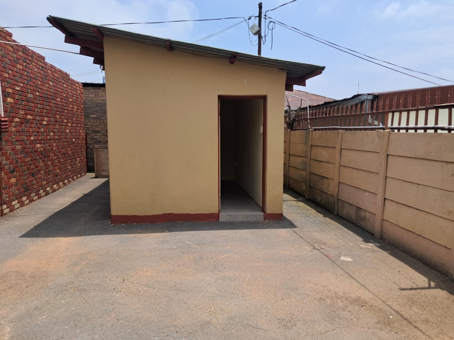 12 Bedroom Property for Sale in Brakpan Central Gauteng