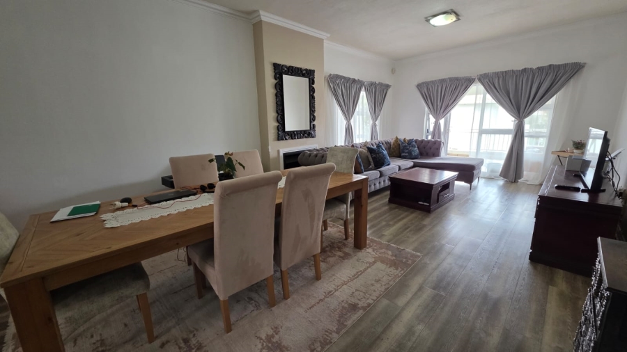 3 Bedroom Property for Sale in Greenstone Hill Gauteng