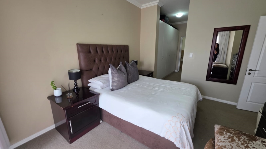 3 Bedroom Property for Sale in Greenstone Hill Gauteng