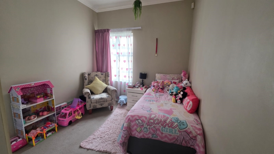 3 Bedroom Property for Sale in Greenstone Hill Gauteng