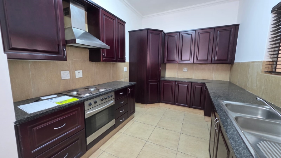 2 Bedroom Property for Sale in Greenstone Hill Gauteng