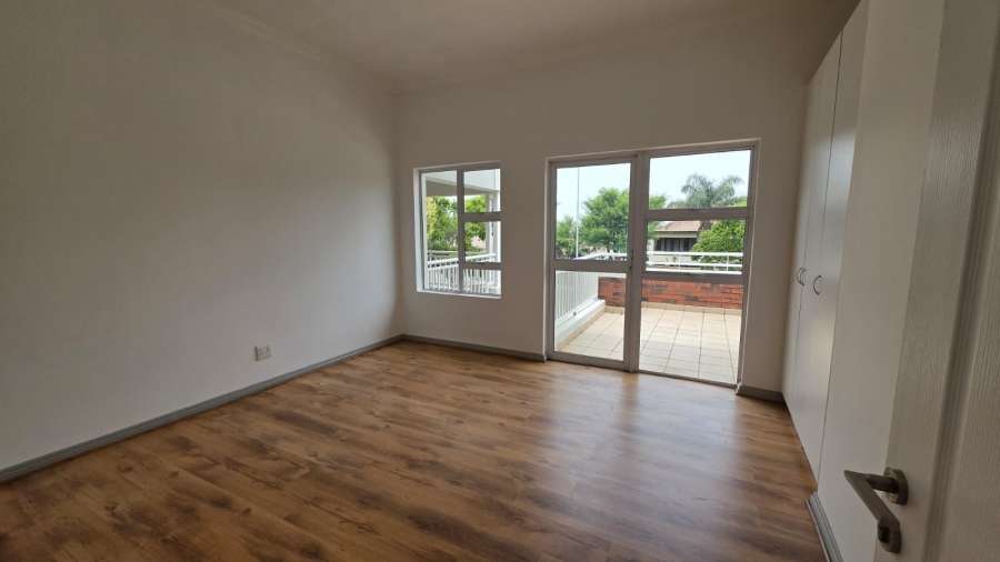 2 Bedroom Property for Sale in Greenstone Hill Gauteng