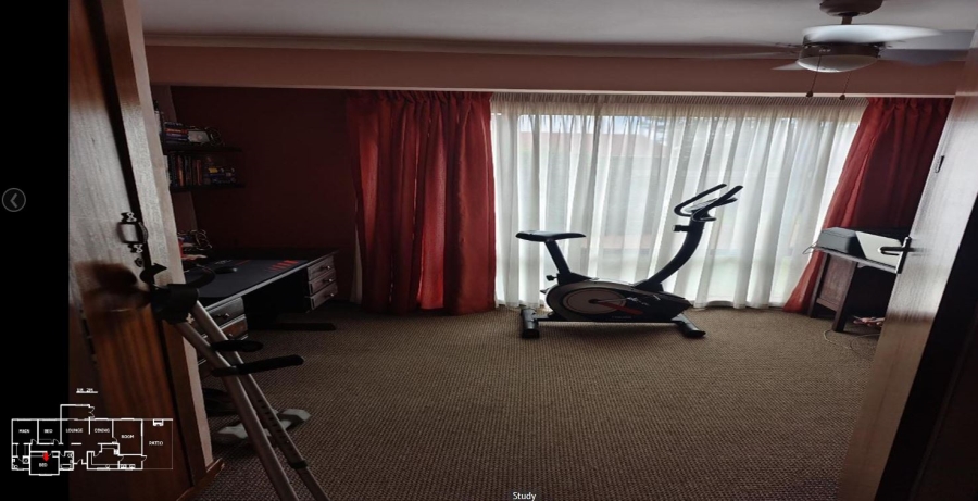 3 Bedroom Property for Sale in Klippoortjie Gauteng