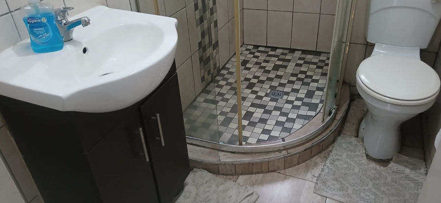 2 Bedroom Property for Sale in Eden Glen Gauteng