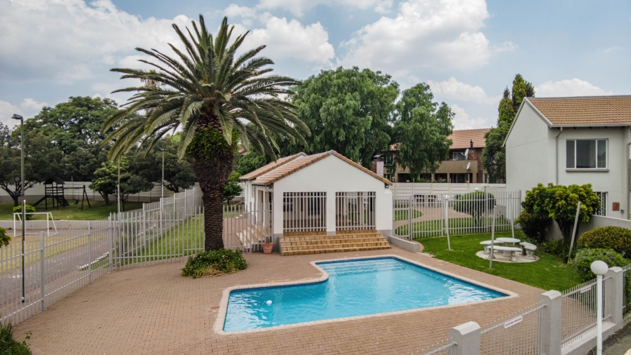 2 Bedroom Property for Sale in Eden Glen Gauteng