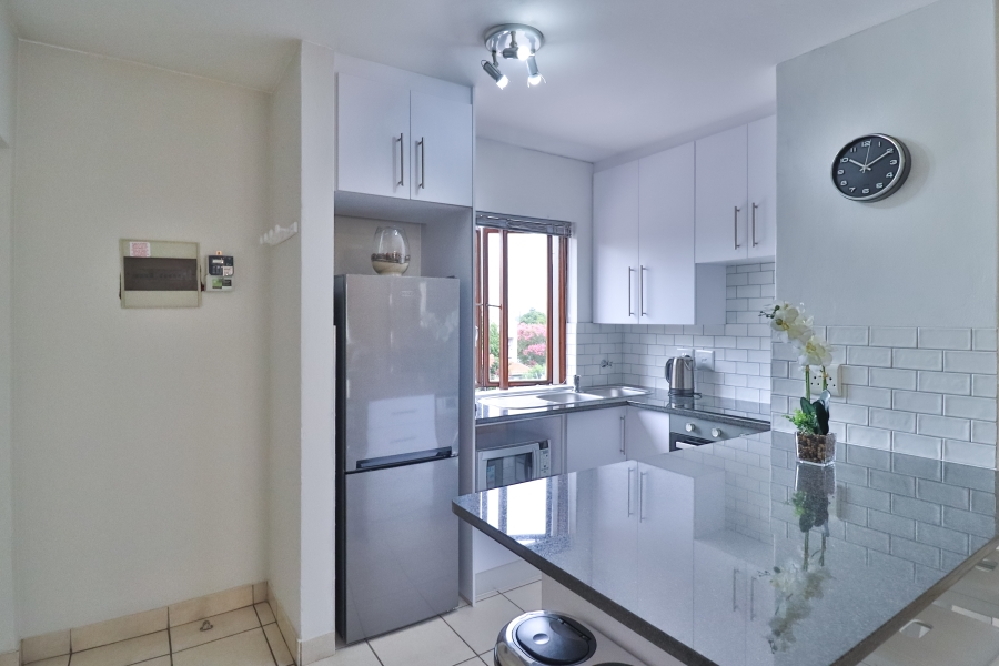 To Let 2 Bedroom Property for Rent in Bryanston Gauteng