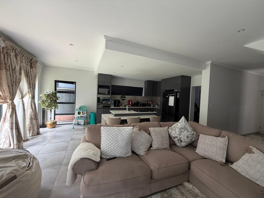 To Let 3 Bedroom Property for Rent in Edenburg Gauteng