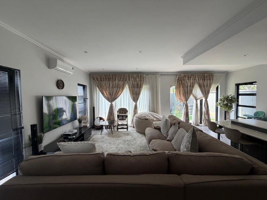 To Let 3 Bedroom Property for Rent in Edenburg Gauteng