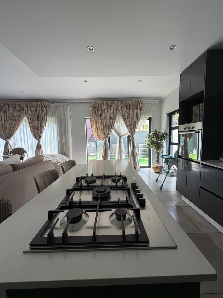 To Let 3 Bedroom Property for Rent in Edenburg Gauteng