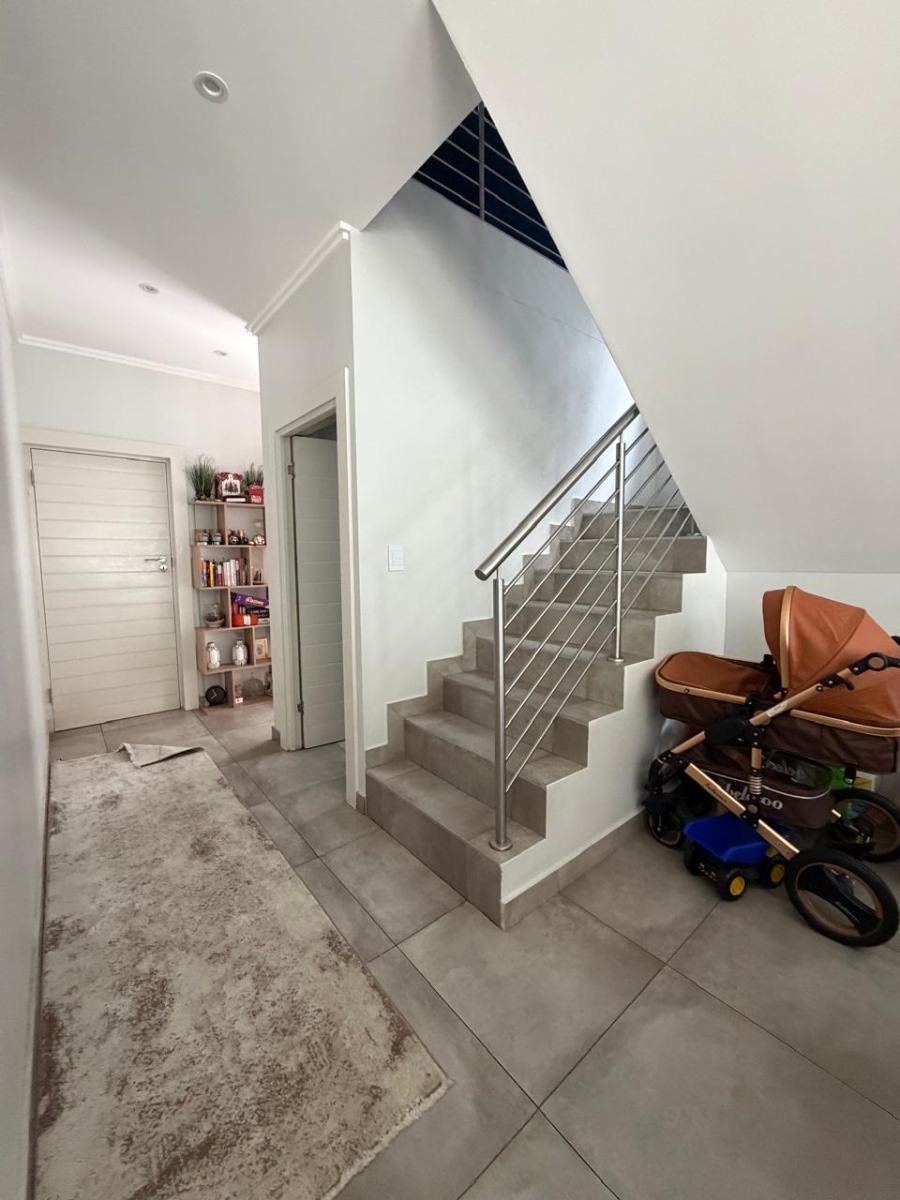 To Let 3 Bedroom Property for Rent in Edenburg Gauteng