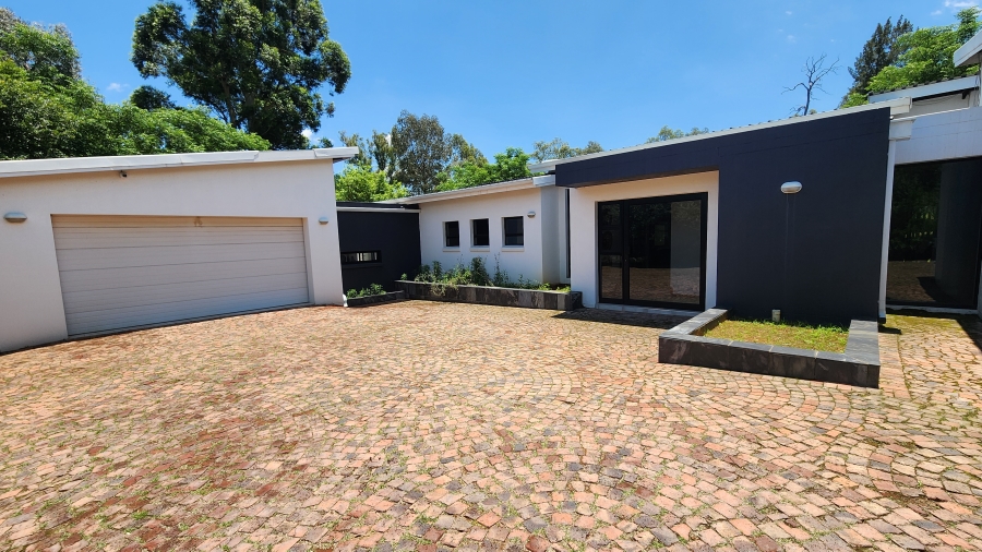 3 Bedroom Property for Sale in Chartwell Gauteng