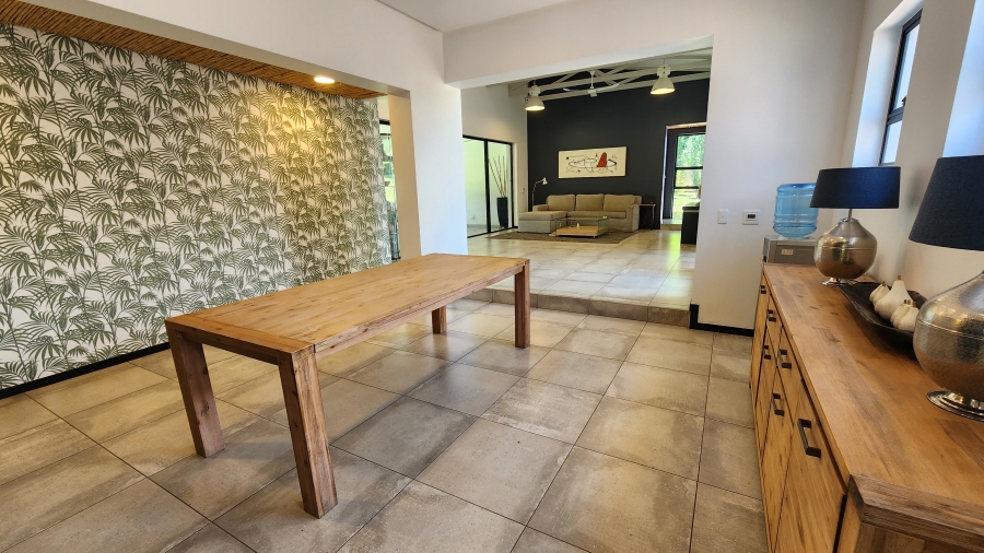 3 Bedroom Property for Sale in Chartwell Gauteng