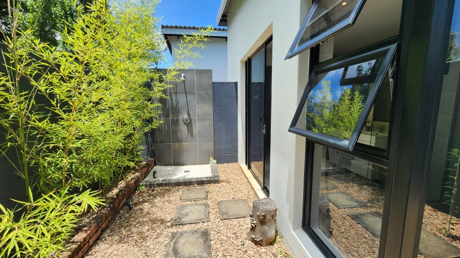 3 Bedroom Property for Sale in Chartwell Gauteng