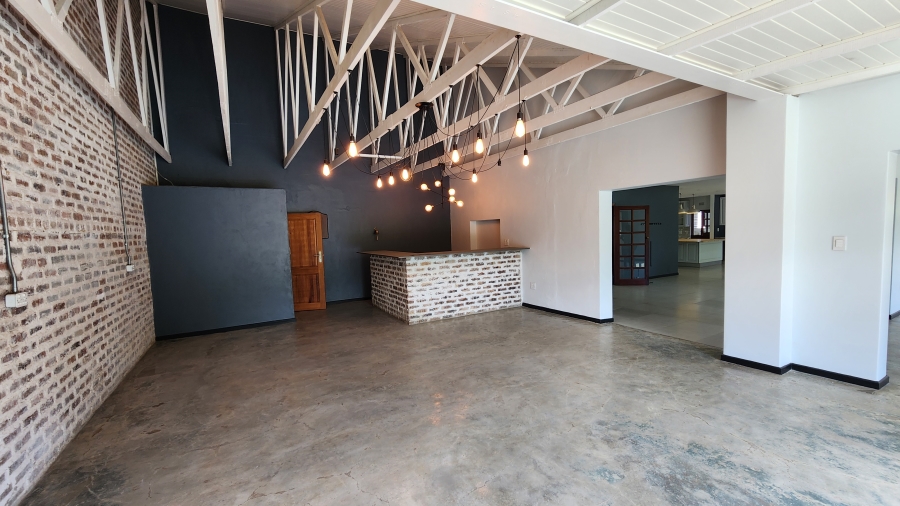 6 Bedroom Property for Sale in Farmall A H Gauteng