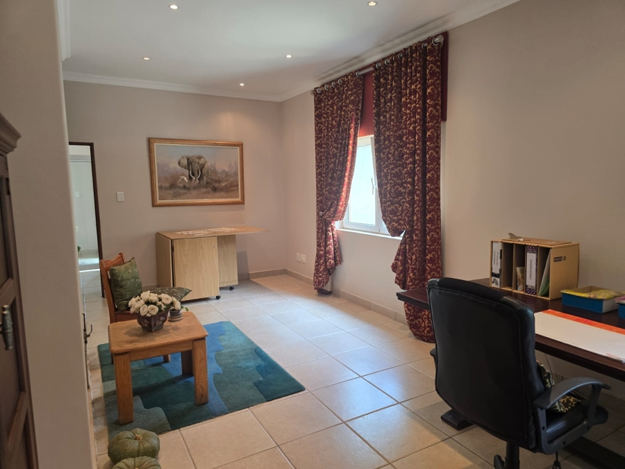 4 Bedroom Property for Sale in Blue Saddle Ranches Gauteng