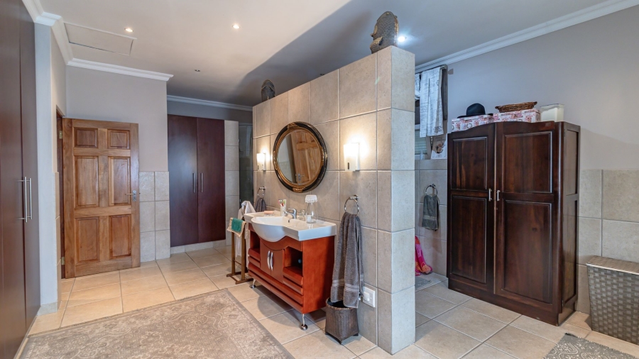 4 Bedroom Property for Sale in Blue Saddle Ranches Gauteng