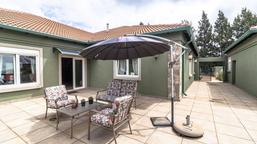 4 Bedroom Property for Sale in Blue Saddle Ranches Gauteng