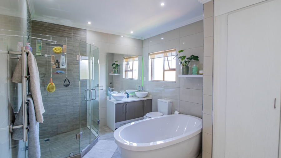 3 Bedroom Property for Sale in Meyersdal Eco Estate Gauteng