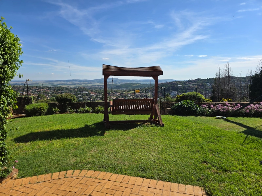 4 Bedroom Property for Sale in Bassonia Gauteng