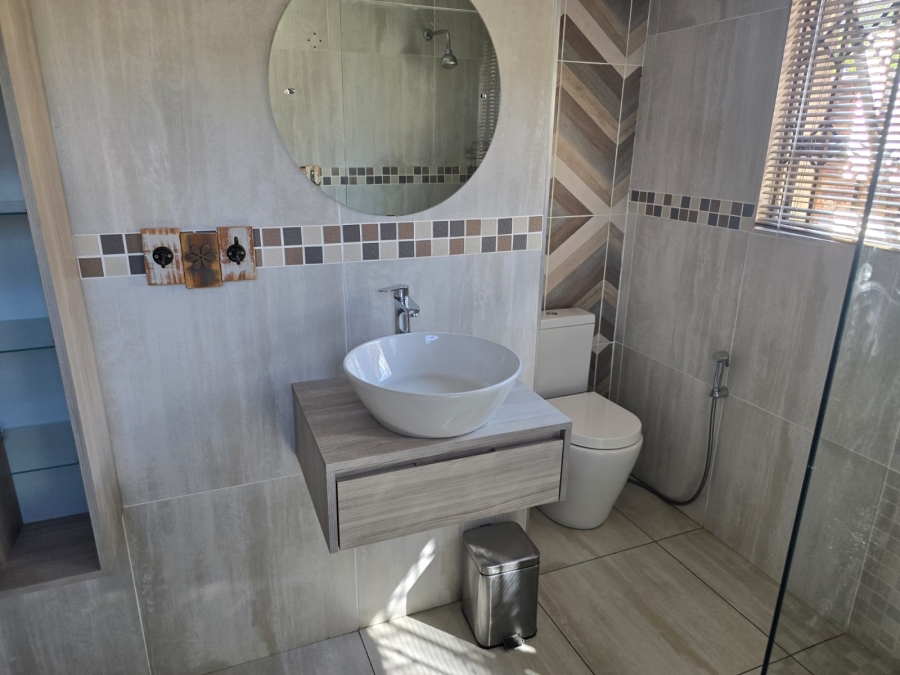 4 Bedroom Property for Sale in Bassonia Gauteng