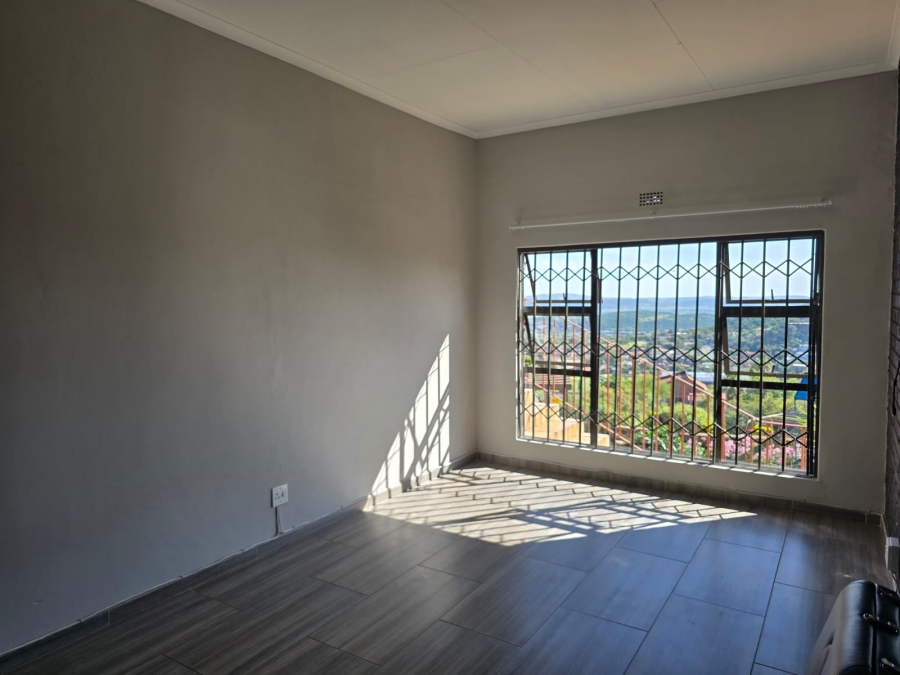 4 Bedroom Property for Sale in Bassonia Gauteng