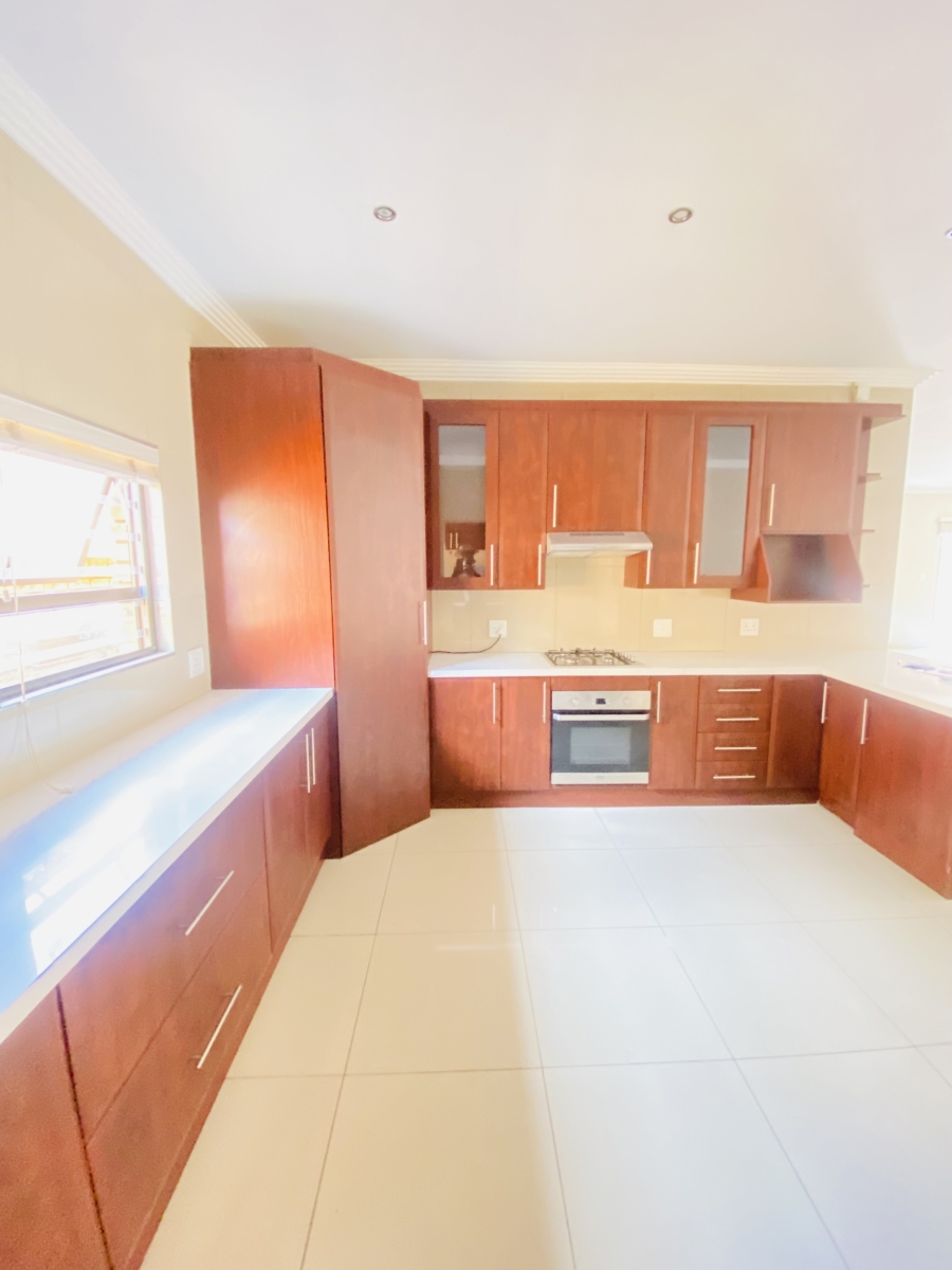 3 Bedroom Property for Sale in New Redruth Gauteng