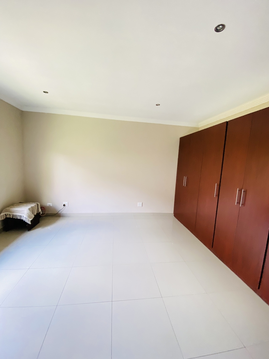 3 Bedroom Property for Sale in New Redruth Gauteng