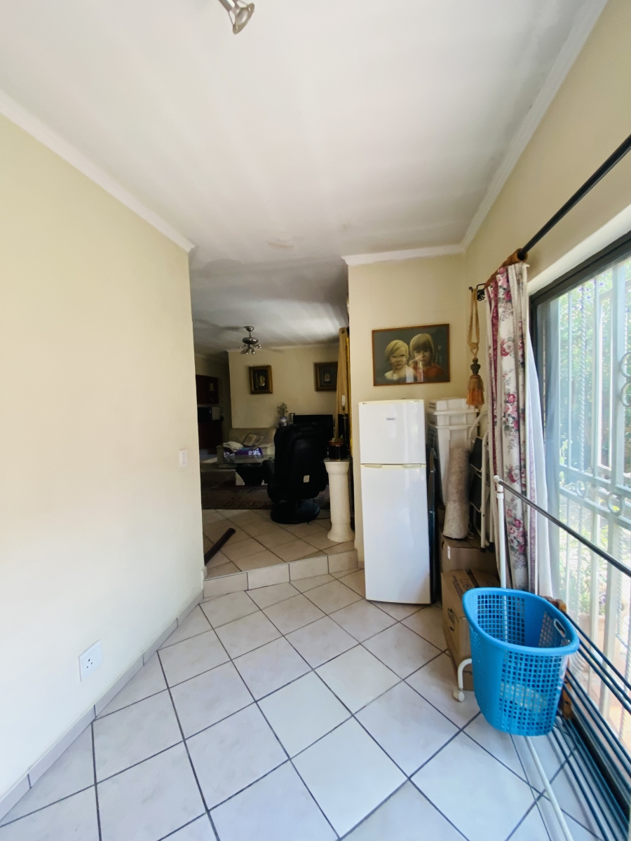 3 Bedroom Property for Sale in New Redruth Gauteng