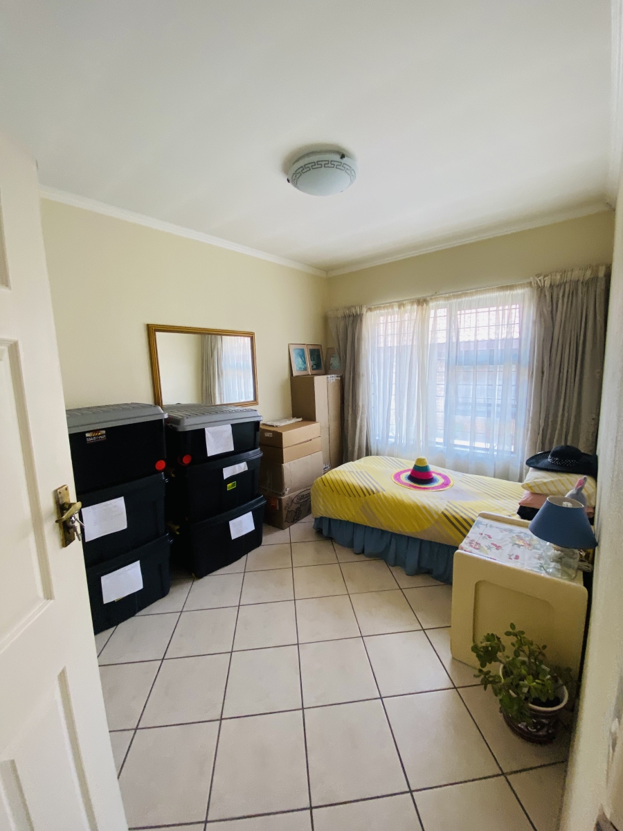 3 Bedroom Property for Sale in New Redruth Gauteng