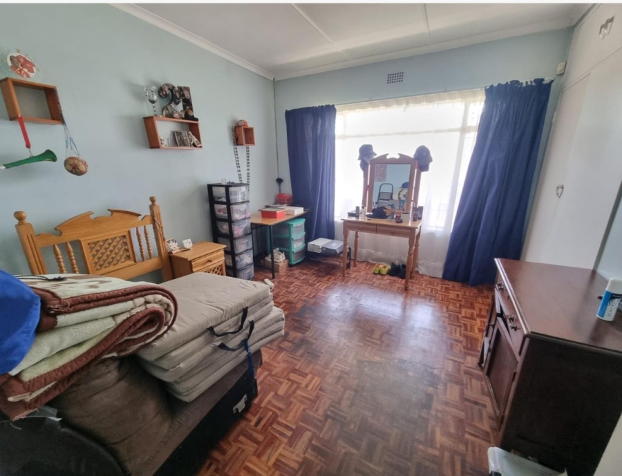 4 Bedroom Property for Sale in Tulisa Park Gauteng