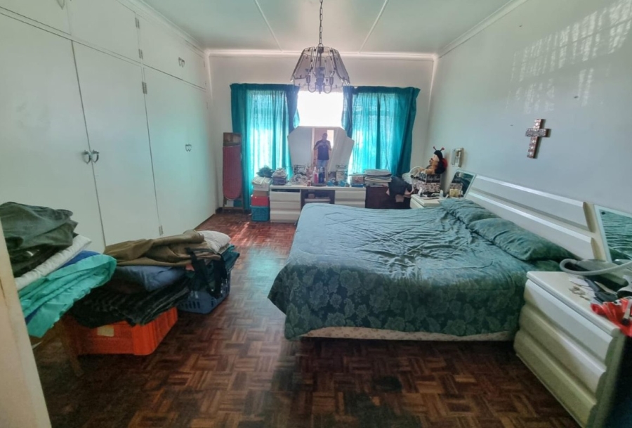 4 Bedroom Property for Sale in Tulisa Park Gauteng