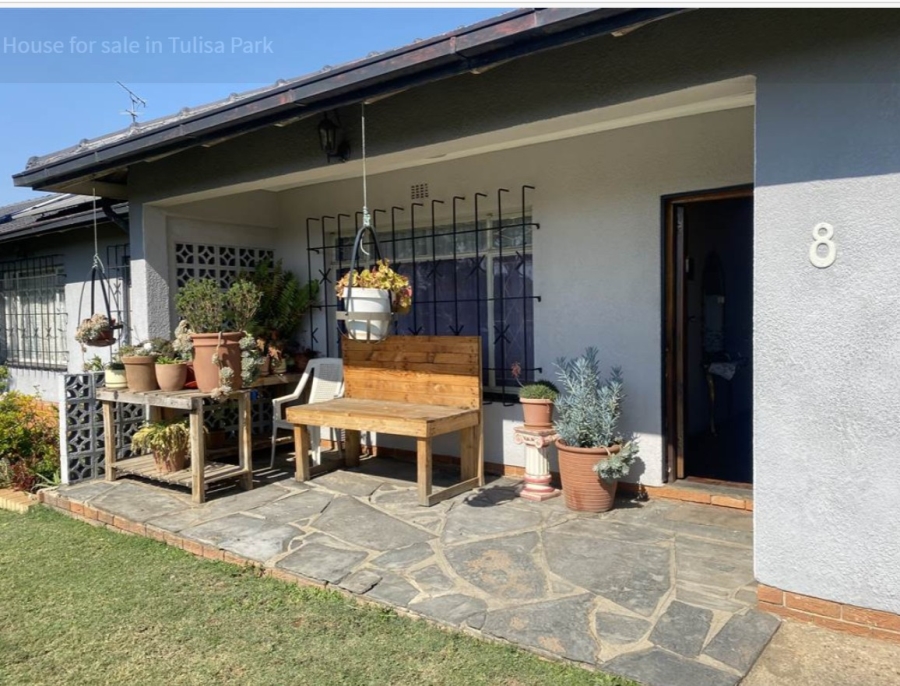 4 Bedroom Property for Sale in Tulisa Park Gauteng