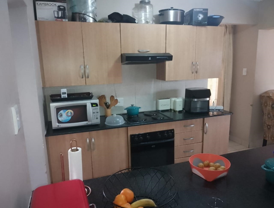 To Let 3 Bedroom Property for Rent in Silver Wood Estate Gauteng