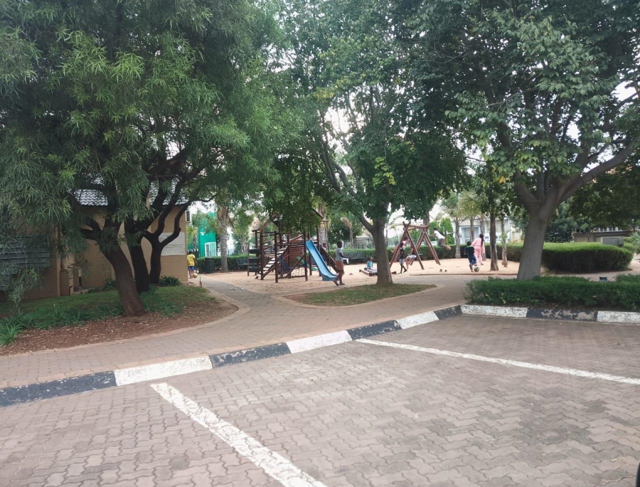 To Let 3 Bedroom Property for Rent in Silver Wood Estate Gauteng