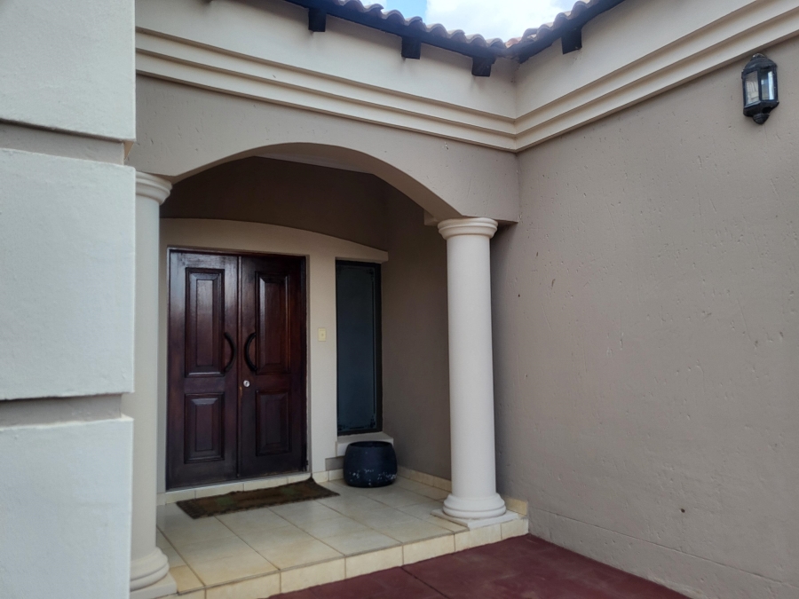 4 Bedroom Property for Sale in Raslouw Gauteng