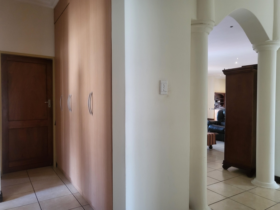 4 Bedroom Property for Sale in Raslouw Gauteng