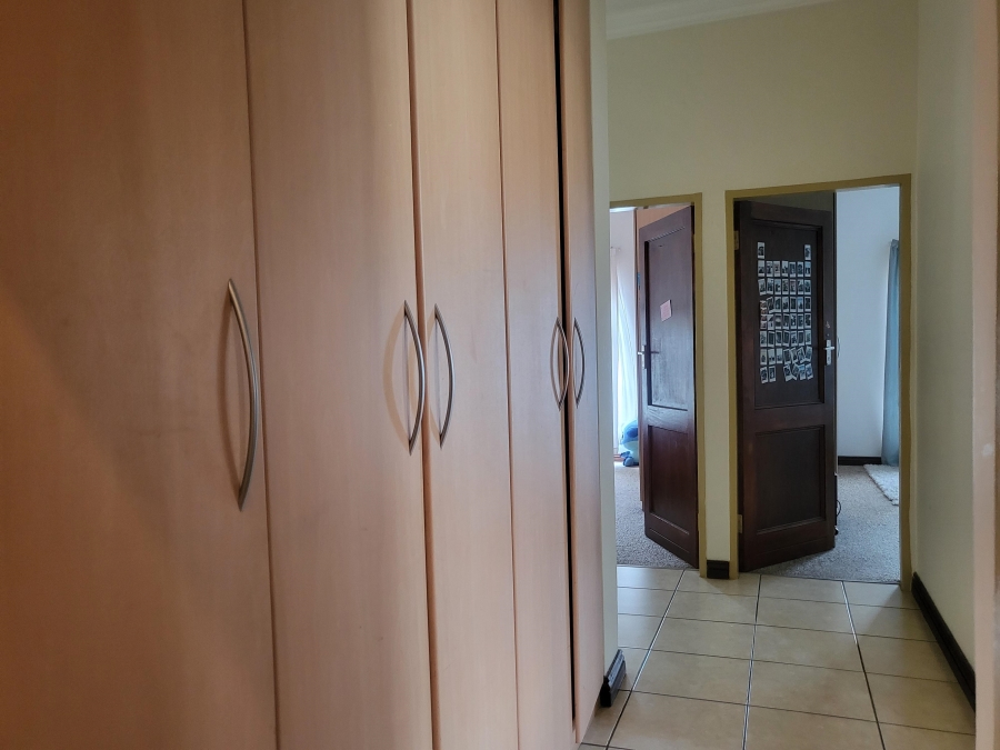 4 Bedroom Property for Sale in Raslouw Gauteng