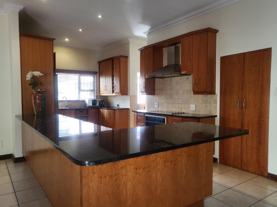 4 Bedroom Property for Sale in Raslouw Gauteng