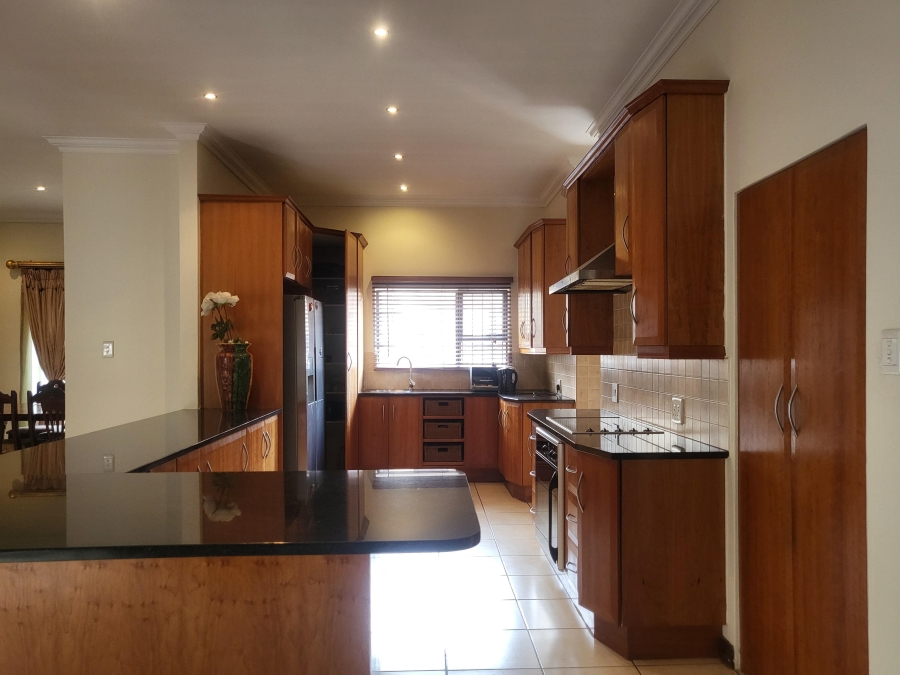 4 Bedroom Property for Sale in Raslouw Gauteng