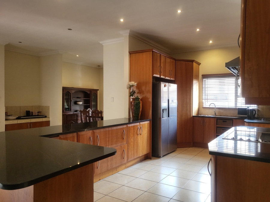 4 Bedroom Property for Sale in Raslouw Gauteng