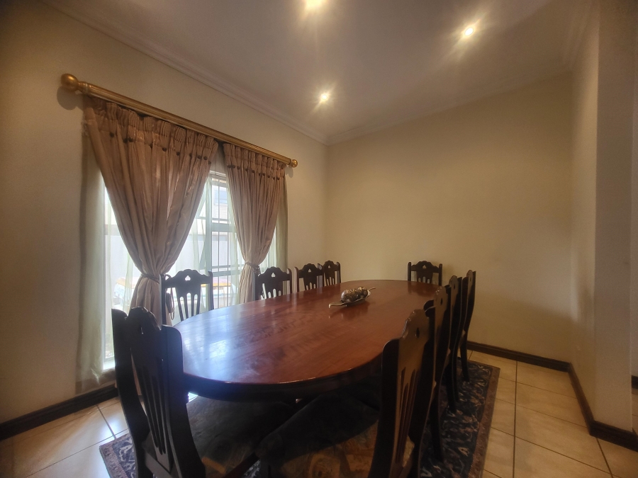 4 Bedroom Property for Sale in Raslouw Gauteng