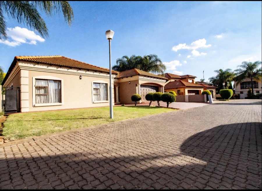 4 Bedroom Property for Sale in Raslouw Gauteng