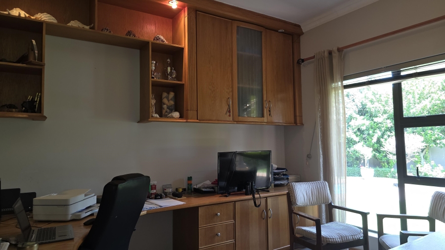 4 Bedroom Property for Sale in Eldo Glen Gauteng