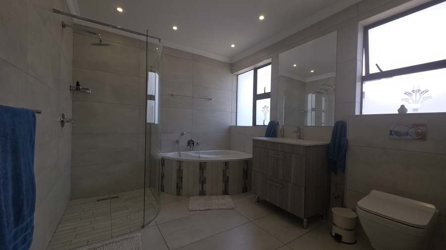 4 Bedroom Property for Sale in Eldo Glen Gauteng