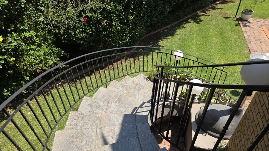 4 Bedroom Property for Sale in Eldo Glen Gauteng